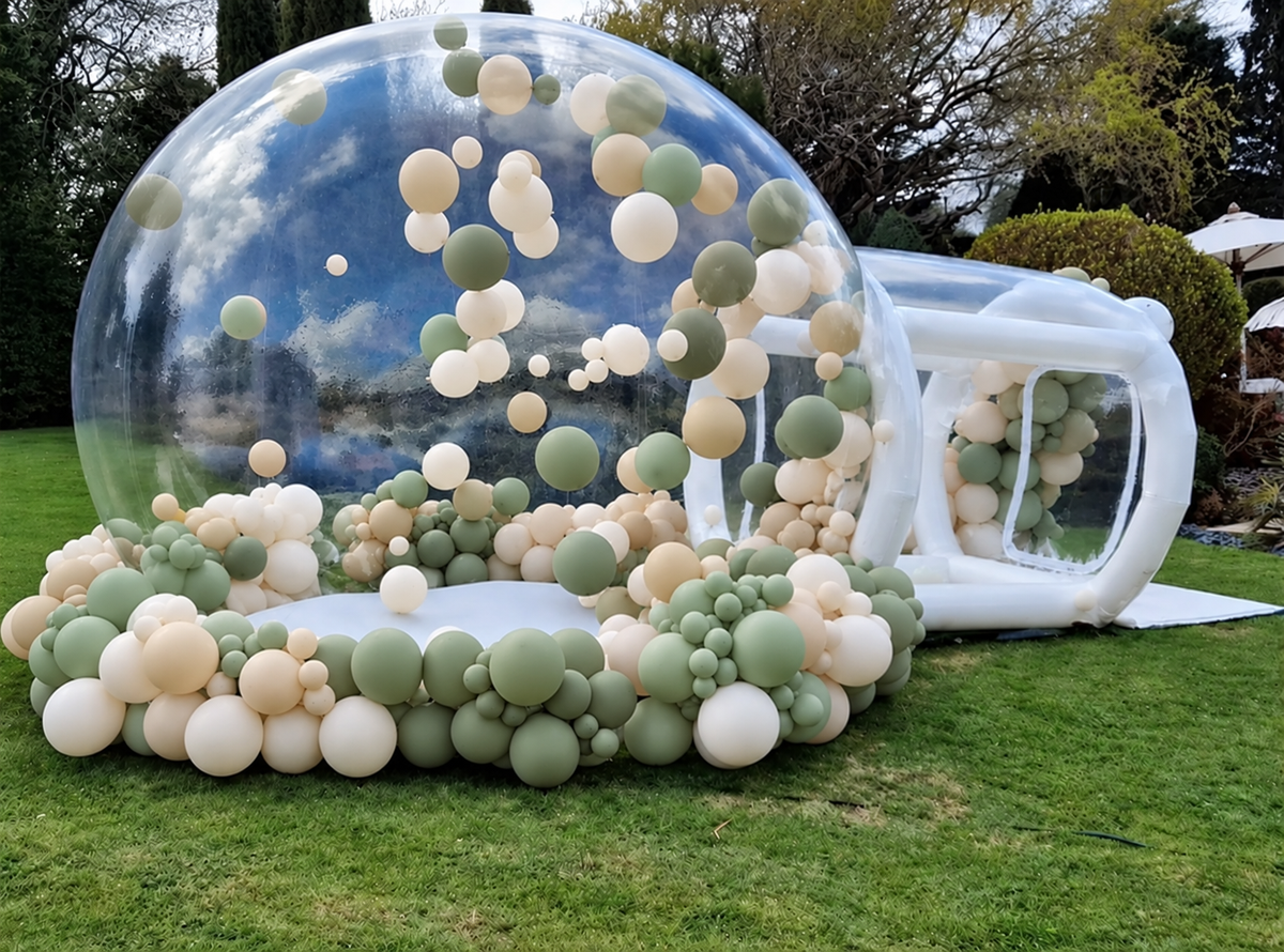 THE BALLOON BUBBLE HOUSE